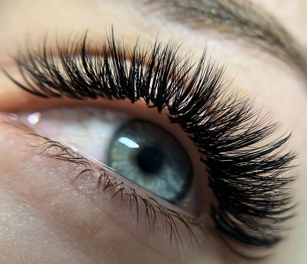 Efekty stylizacji rzęs w Relax&Beauty Kębłowo